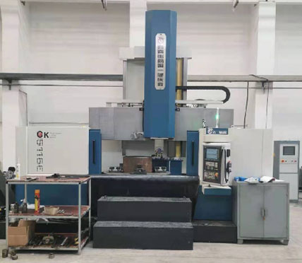 חריטה אנכית CNC